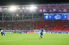 开云娱乐-西甲倒计时，武汉三镇关键时刻造点机会，细节引发关注，目标明确，数据趋势出现新变化 